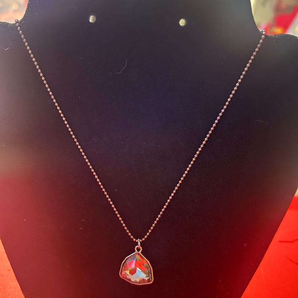 Elegant Crystal Pendant Necklace